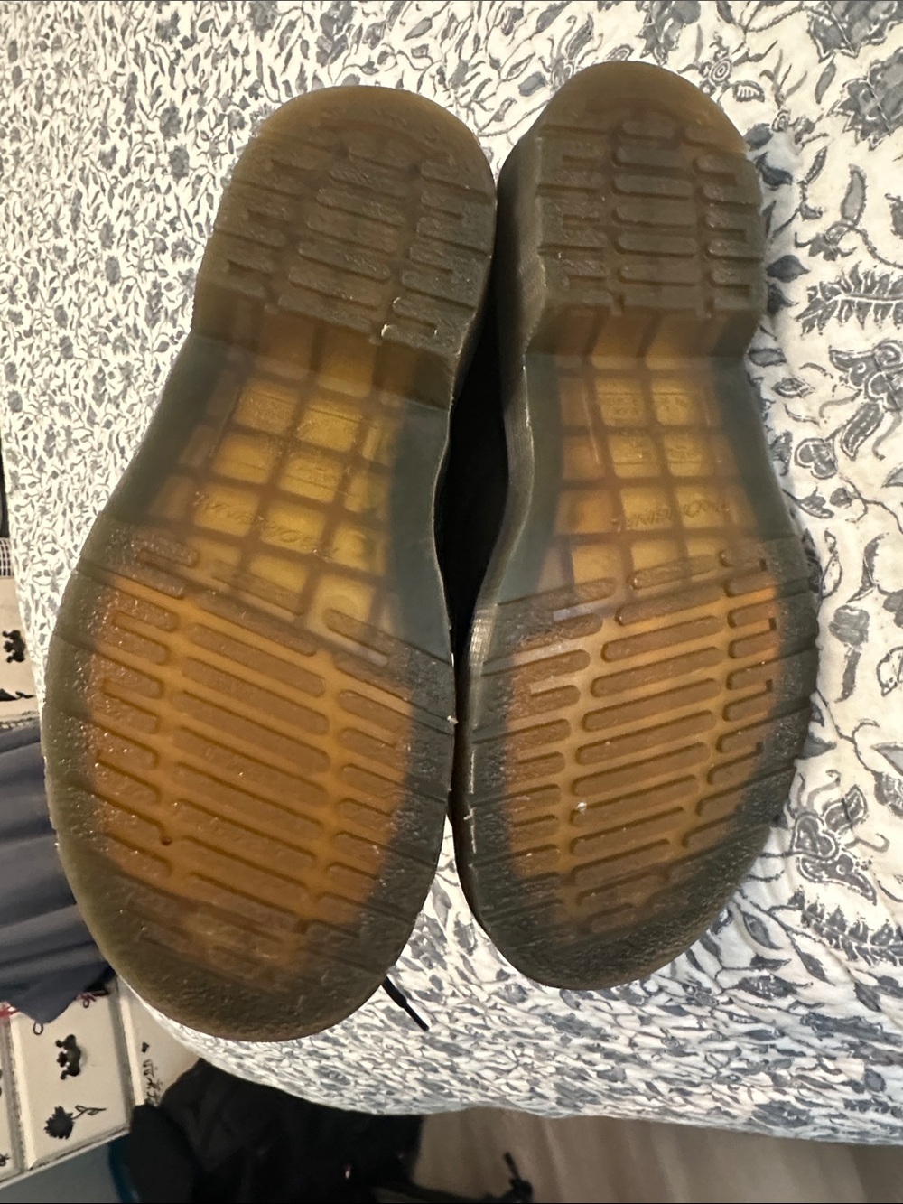 Black Lace-Up Leather Boots with Yellow Stitching Doc Martins - Picture 2 of 5